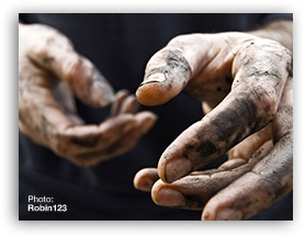 No need for getting your hands oily anymore